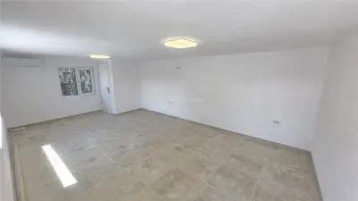 Oravita, Spatiu Comercial, Zona Piata, Usor Negociabil - foto 12