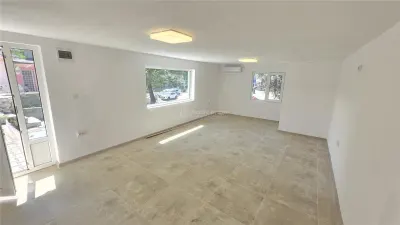 Oravita, Spatiu Comercial, Zona Piata, Usor Negociabil - foto 7