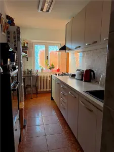 4 camere B-dul Decebal, stradal, aproape de metrou - foto 5