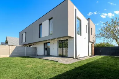 Vila premium tip duplex - noua -- complet mobilata - Berceni
