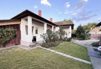 Casa str Beldiceanu - teren 1400 mp - Oradea