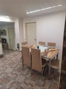 Casa parter - Comana Giurgiu - 4 camere - baie - 118mp - 600mp teren - foto 8