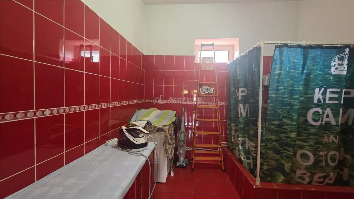 Casa boiereasca, teren 418 mp, pretabila- clinica, birouri, locuinta - foto 5