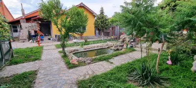 Casa pe sol, teren : 1460 mp - zona Spitalului Municipal - Bariera - Craiova
