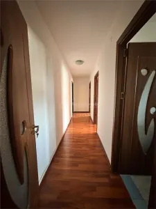 4 camere - Crinilor - Etaj 3 - foto 7