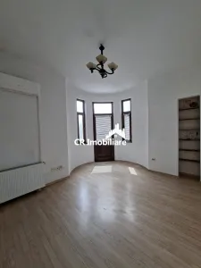 Vila  16 camere pretabil pentru firma Foisorul de Foc - foto 7