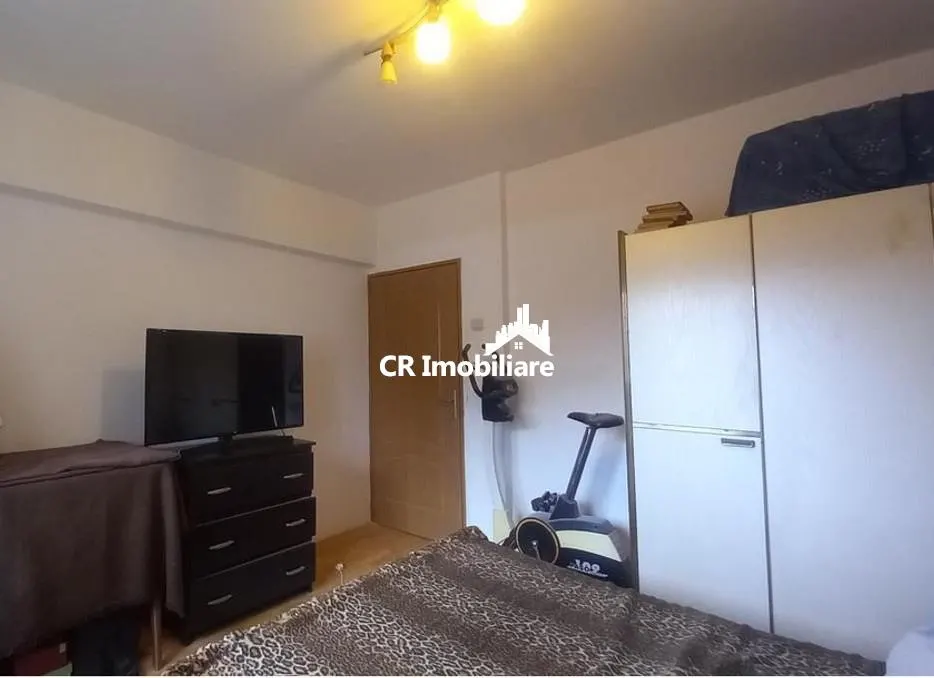 Vanzare 4 camere Otopeni Central Primarie - foto 5