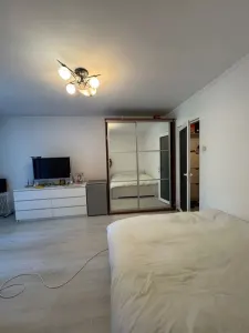 Garsoniera Titan - Bucuresti