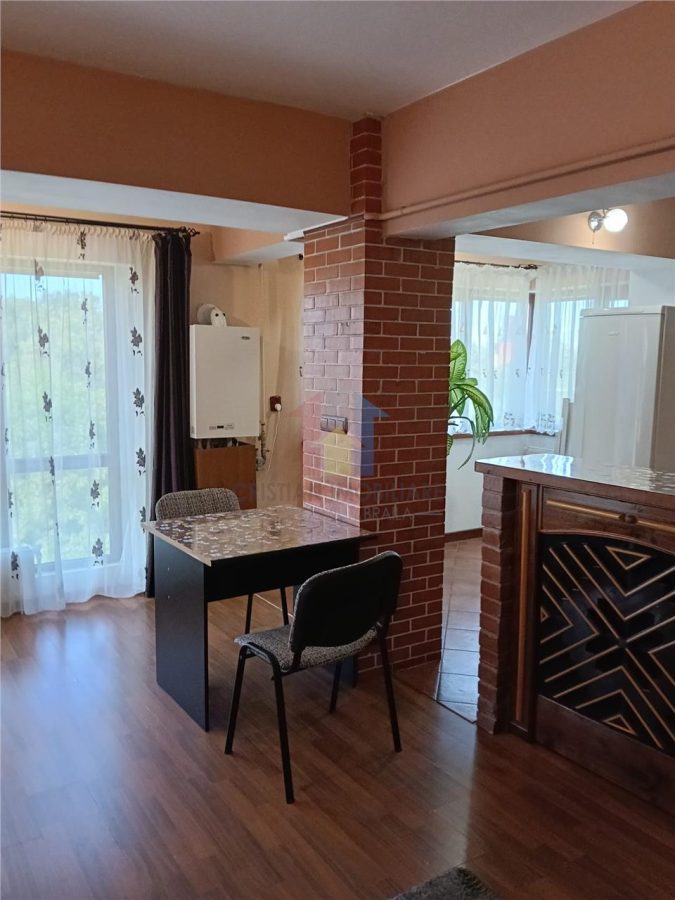 1 camera, 45 mp, Mobilat si Utilat, bloc cu lift, Garii - foto 11