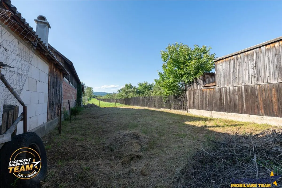 FILM! De vanzare casa traditionala, cu dependinte si facilitati, in Bretcu, Covasna - foto 12