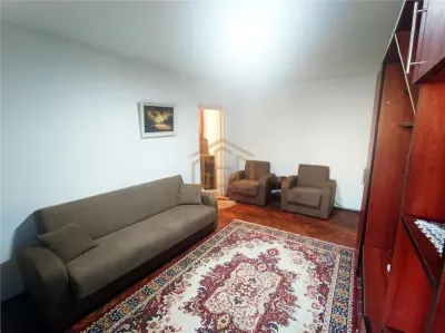 Apartament 2 camere in zona ultracentrala Moldova Noua - foto 2