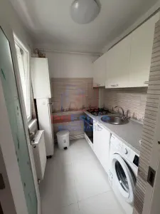 Apartament cu 2 camere de vanzare in zona Tatarasi - etaj 1, centrala proprie, mobilat si utilat - foto 6