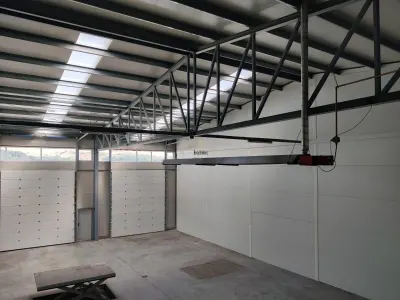 Spatiu Industrial - 340 mp - Logistica - Productie - Depozitare - Distributie - Floresti
