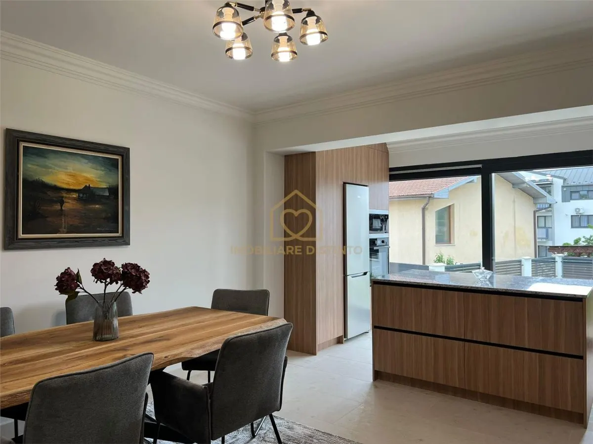 Duplex de vanzare cu 5 camere - foto 2