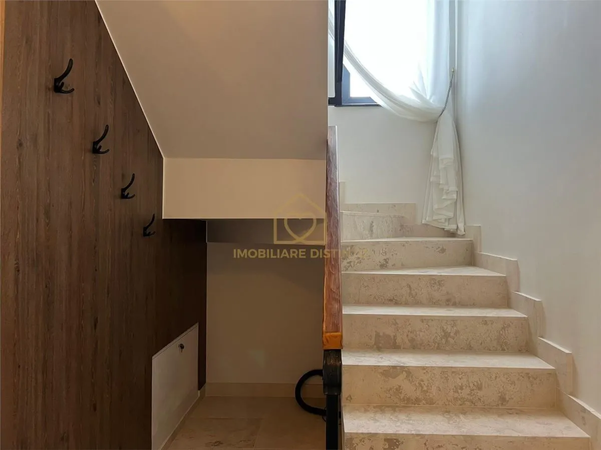 Duplex de vanzare cu 5 camere - foto 4