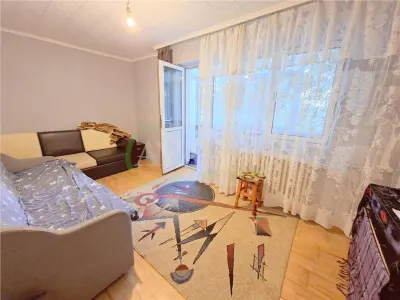 Apartament 3 decomandate, etaj 1, zona Narcisa - foto 9
