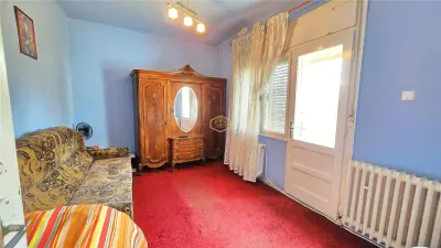 Central | 3 camere decomandate + curte proprie de 35 m²  | Etaj 1 - foto 10