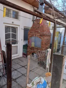 Casa cu spatiu comercial la poarta, Radu Negru, 2 camere, teren 400 mp - foto 5