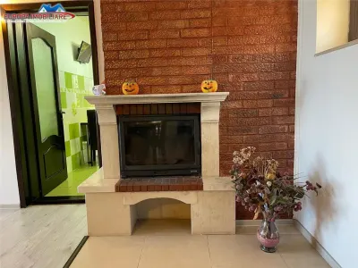 Casa de vanzare D+P+M zona Alexandru cel Bun -Tulcea - foto 12
