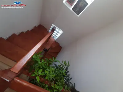 Casa D+P+M de vanzare zona centrala Tulcea - foto 9