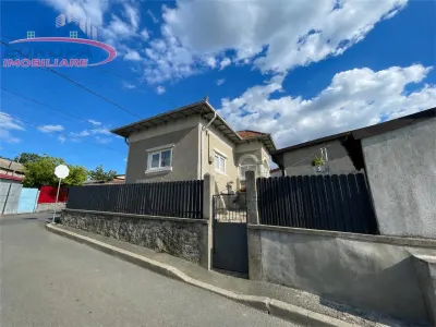 Casa de vanzare zona Alexandru cel Bun Tulcea - Tulcea