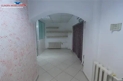 Spatiu de vanzare Str. Gavrilov Corneliu Tulcea - foto 5