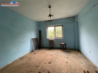 Apartament cu 2 camere de vanzare zona centrala Tulcea - foto 5