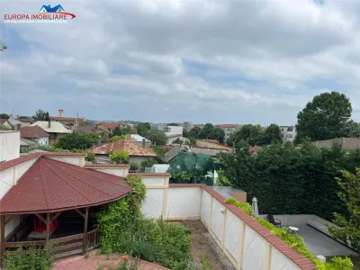 Vila  D+P+M de vanzare in zona Ultracentrala Tulcea - foto 25