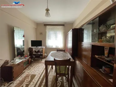 Apartament 3 camere de vanzare zona centrala Tulcea - foto 5