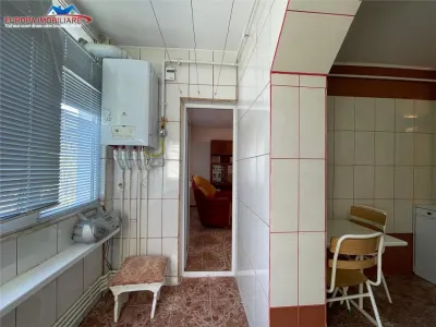 Apartament 3 camere de vanzare zona E3 -Tulcea - foto 11