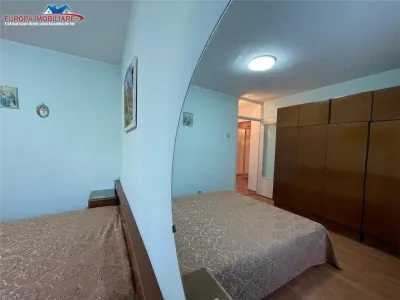 Apartament 3 camere de vanzare zona E3 -Tulcea - foto 5