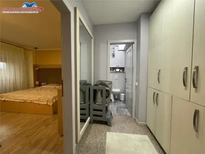 Apartament 3 camere de vanzare zona ultracentrala Tulcea - foto 4