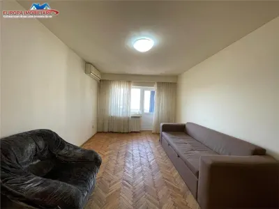 Apartament 4 camere de vanzare zona centrala Tulcea - Tulcea