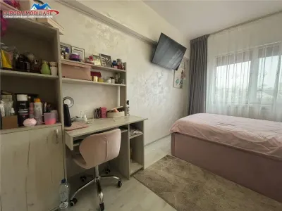 Apartament 4 camere de vanzare zona centrala Tulcea - foto 5