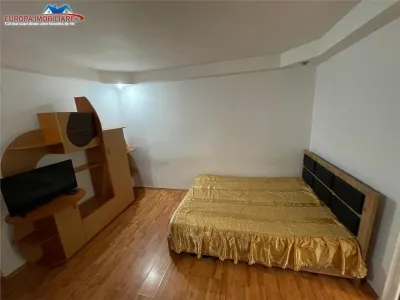 Garsoniera de vanzare zona Piata Noua Tulcea - foto 6