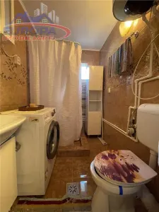 Apartament cu 3 camere modificat in 2 camere de vanzare zona 23 August-Tulcea - foto 8