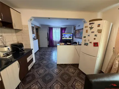 Casa P+M de vanzare in Odobesti 1.021mp teren - foto 7