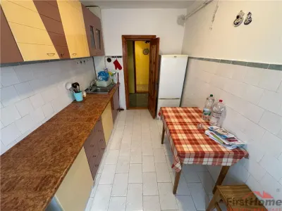 Apartament 3 camere, etaj 3, B-dul Brailei , 76mp, izolat exterior - Focsani
