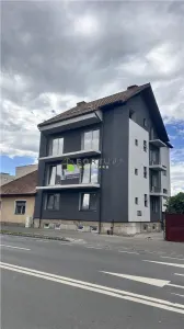 Apartament 3 camere bloc vila - 75 mp + parcare - Tractorul 137500 euro - foto 7