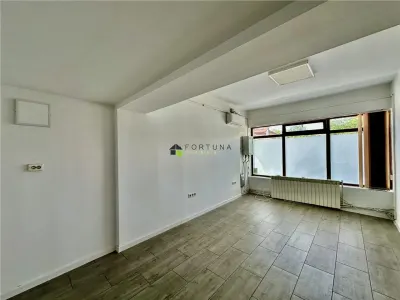 Spatiu Comercial de Inchiriat - foto 3
