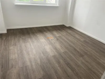 Apartament 3 camere , zona centrala Capela Militara , decomandat , renovat complet, liber - Focsani