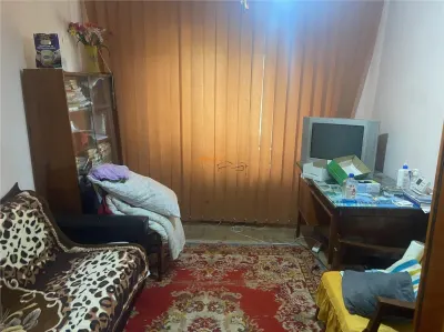 Apartament 3 camere , cartier Sud , et 3/4 ,decomandat ,70 mp , centrala termica  proprie - foto 8