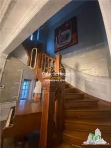 CASA SPECTACULOASA DOROBANTI CAPITALE PRETABILA FIRMA SAU REZIDENTA - foto 20