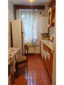 Apartament doua camere Craiovei, etaj 1/4, cu centrala termica - Pitesti