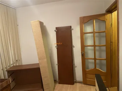 Apartament 3 camere , zona cartier Sud , et 2/4, decomandat,54 mp, imbunatatit , curat , liber - foto 4