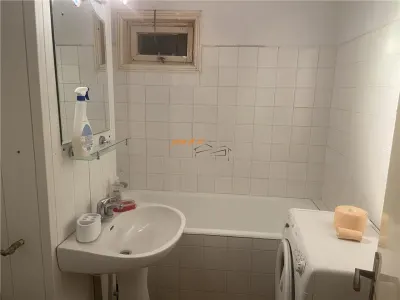 De vanzare apartament 3 camere , zona Spitalul Judetean Focsani, 82 mp , decomandat - foto 13