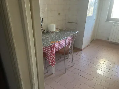 De vanzare apartament 3 camere , zona Spitalul Judetean Focsani, 82 mp , decomandat - foto 5