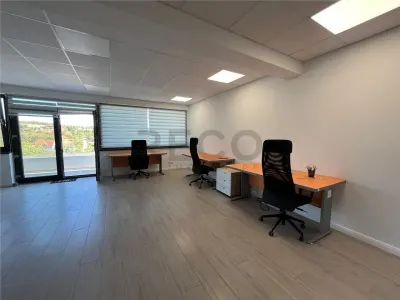 RECO Casa de inchiriat pentru birouri / spatiu de locuit in Oradea- 5 minute de centru - foto 17