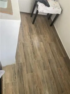 Apartament 3 camere , zona B-dul Brailei - Casa de Pensii Focsani,65mp , decomandat , imbunatatit - foto 9