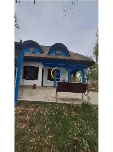 Casa traditionala / Pensiune  P+1, 9 camere, judet Tulcea, localitatea Partizani - foto 6